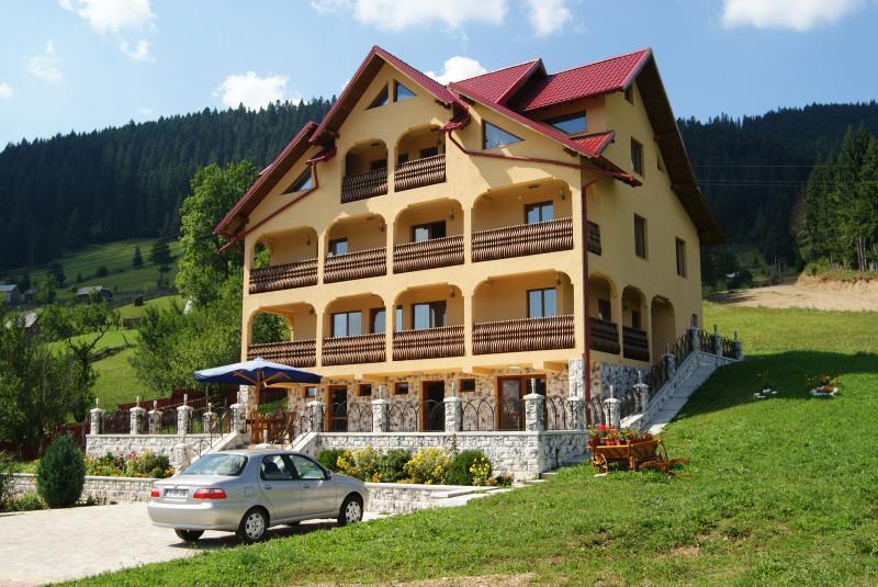 Pensiunea Alunis Hotel Sadova  Exterior foto