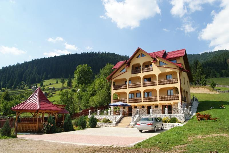 Pensiunea Alunis Hotel Sadova  Exterior foto